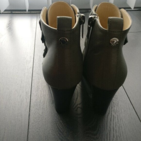 Brand new Jimmy Choo ankle boots size 35 - Picture 5 of 8